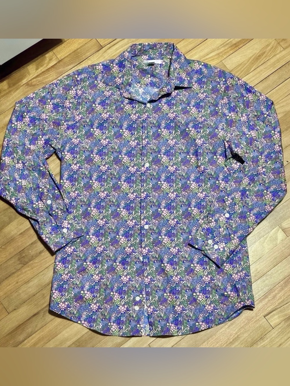 BAR III BUTTONDOWN